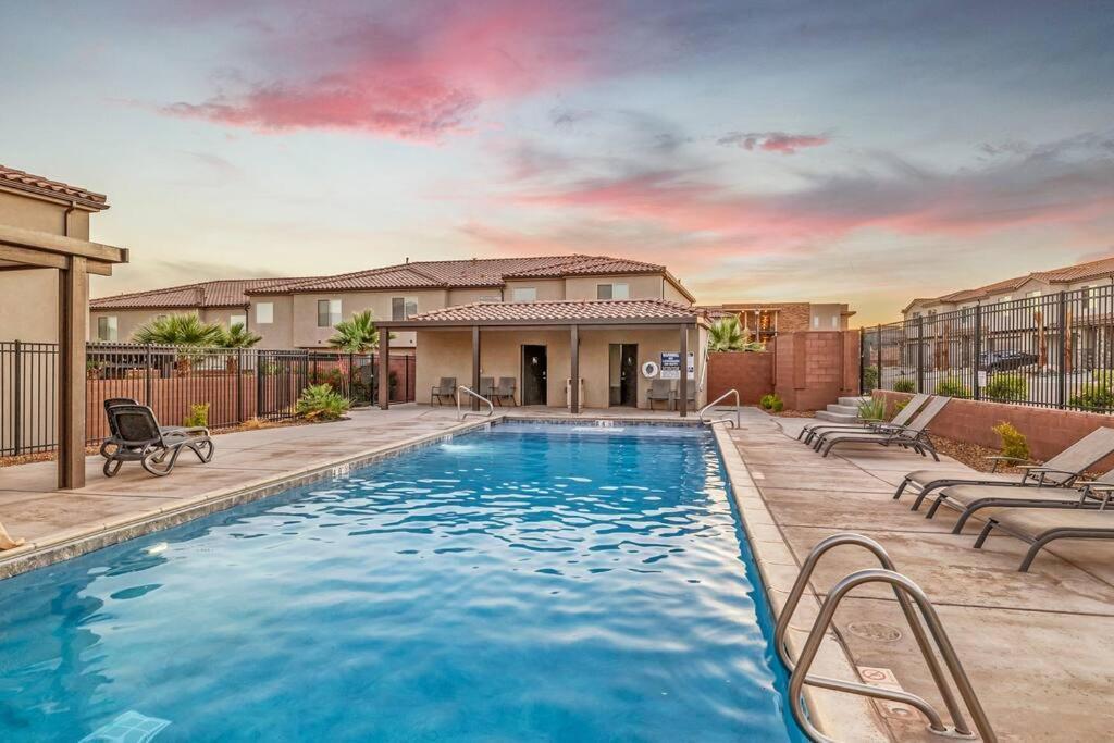ワシントン St George, Private Hot Tub/Patio, New Communityヴィラ エクステリア 写真
